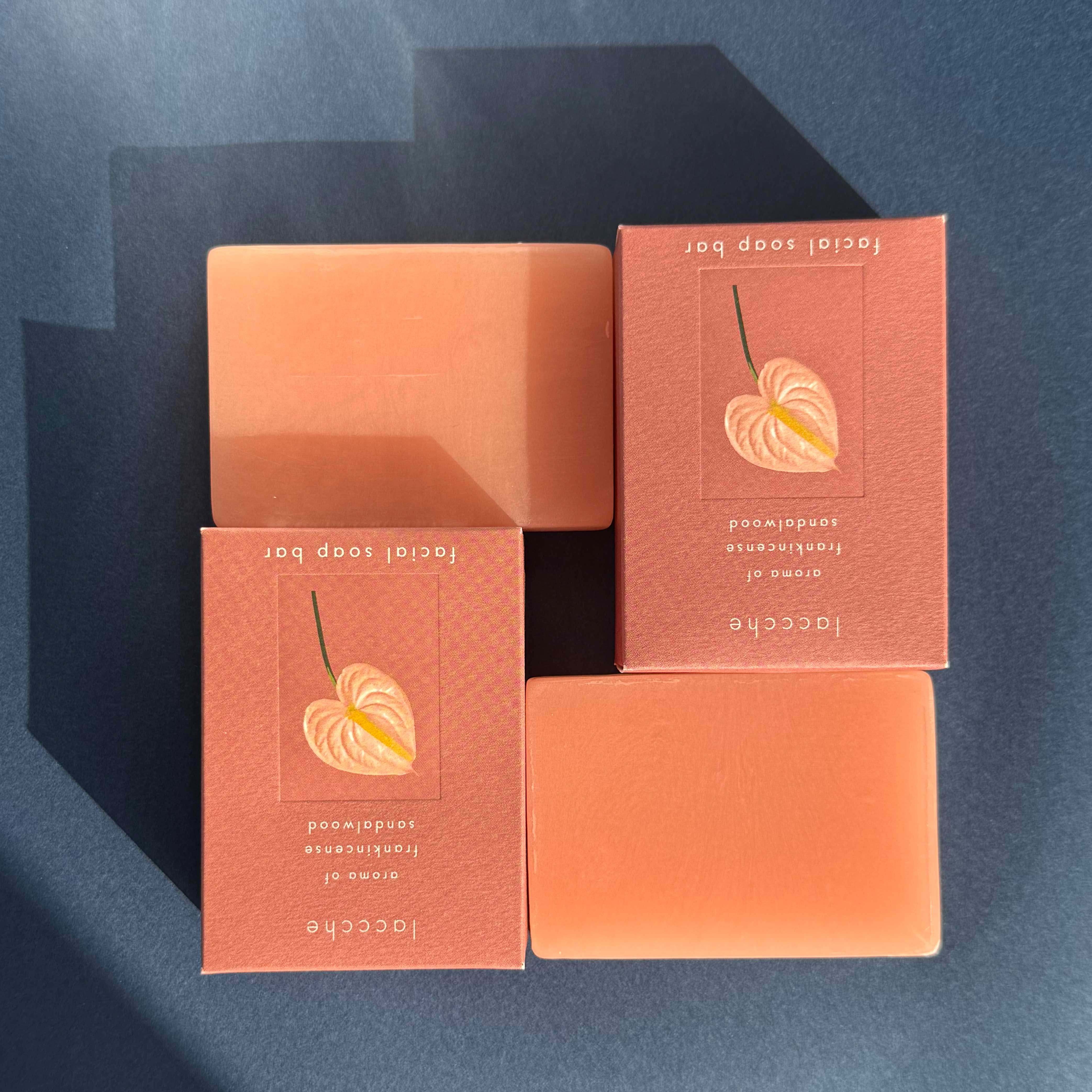 肌にうるおいを与える 日本製フェイス用ヴィーガン石鹸【美容液成分40%以上配合】