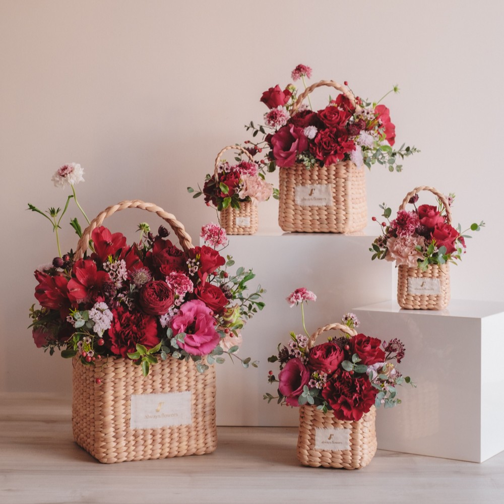 Flower BAG No.3 ／スクエアカゴバッグ　クラッシーレッド 生花