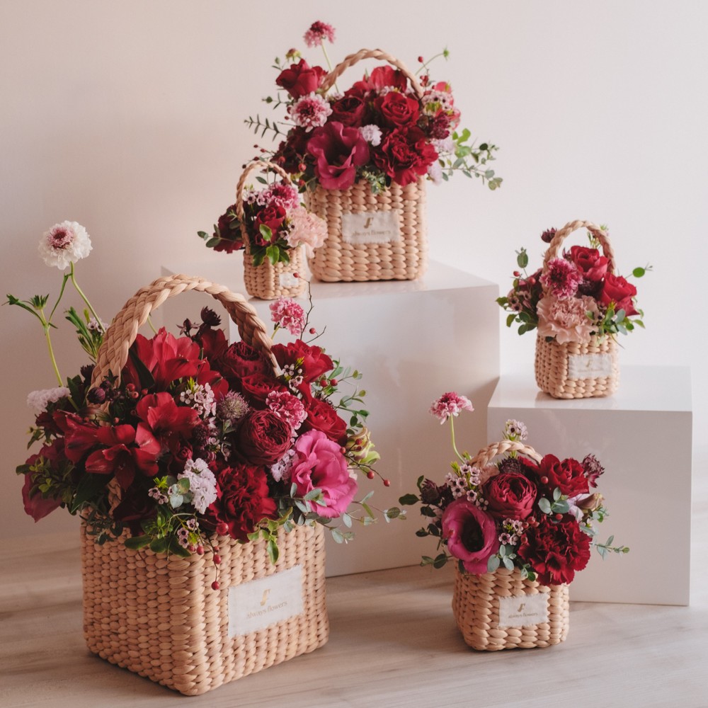 Flower BAG No.3 ／スクエアカゴバッグ　クラッシーレッド 生花