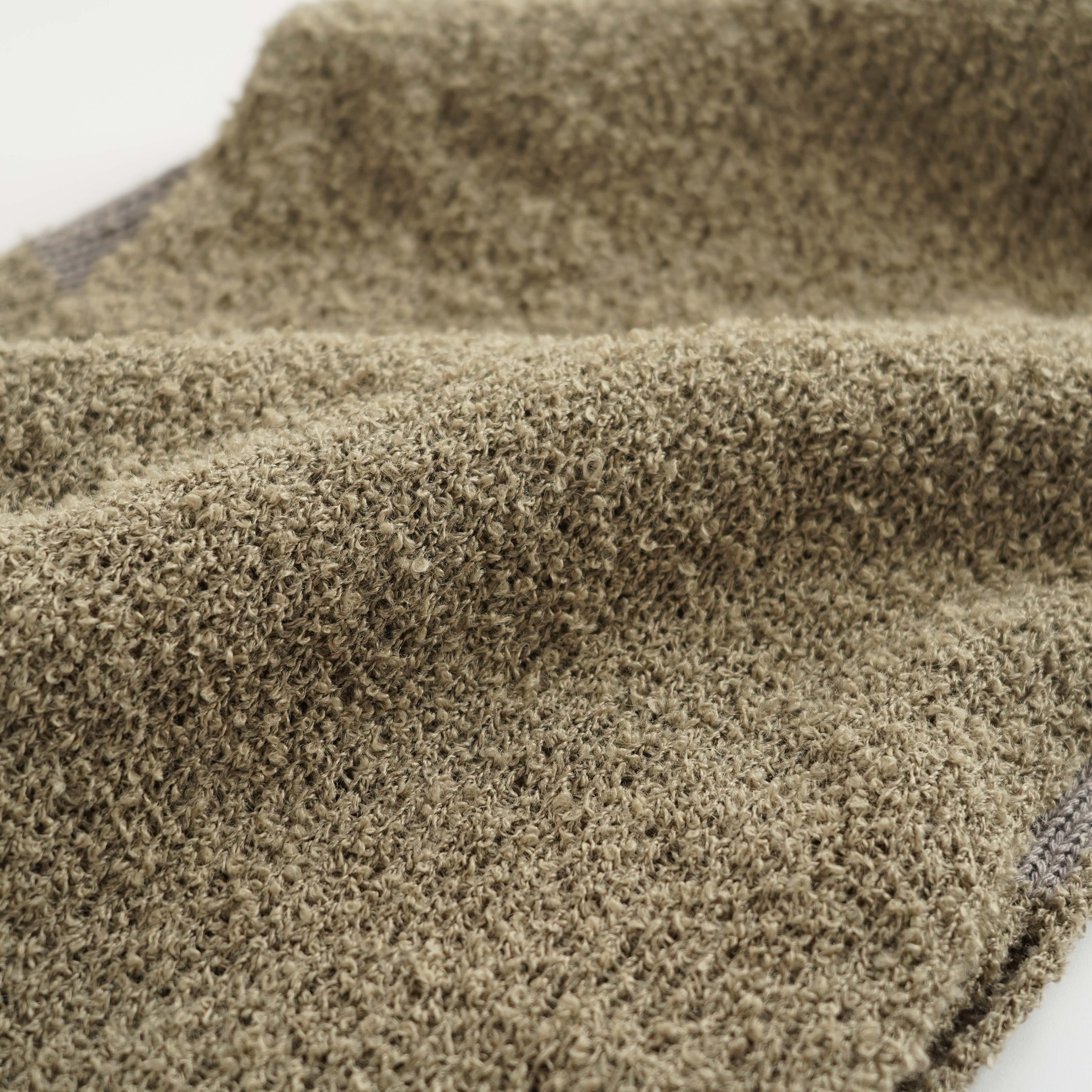 内側シルク2重編み ウール混のもこもこマフラー