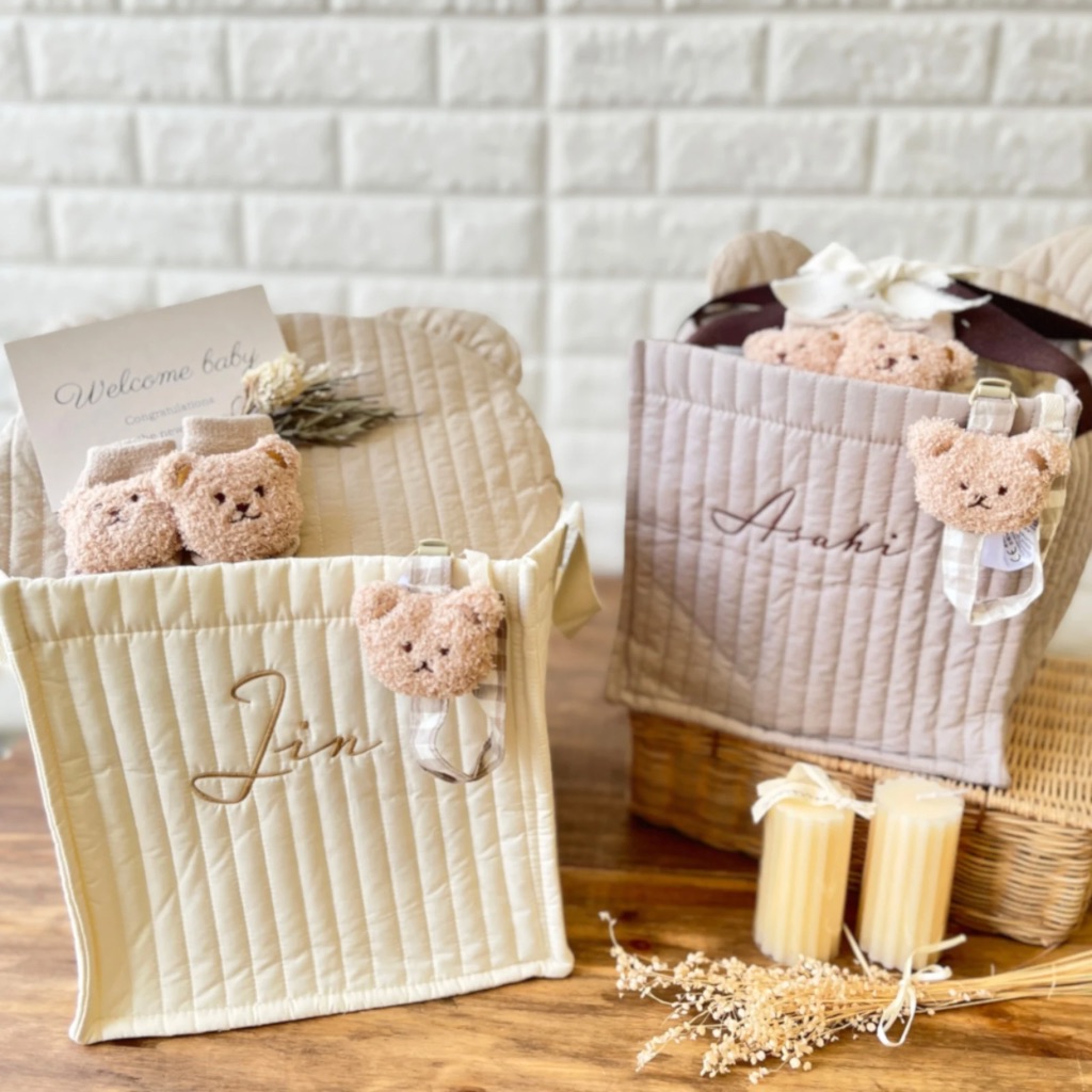 【名入れ刺繍】出産祝いキルティングくまセットBOX