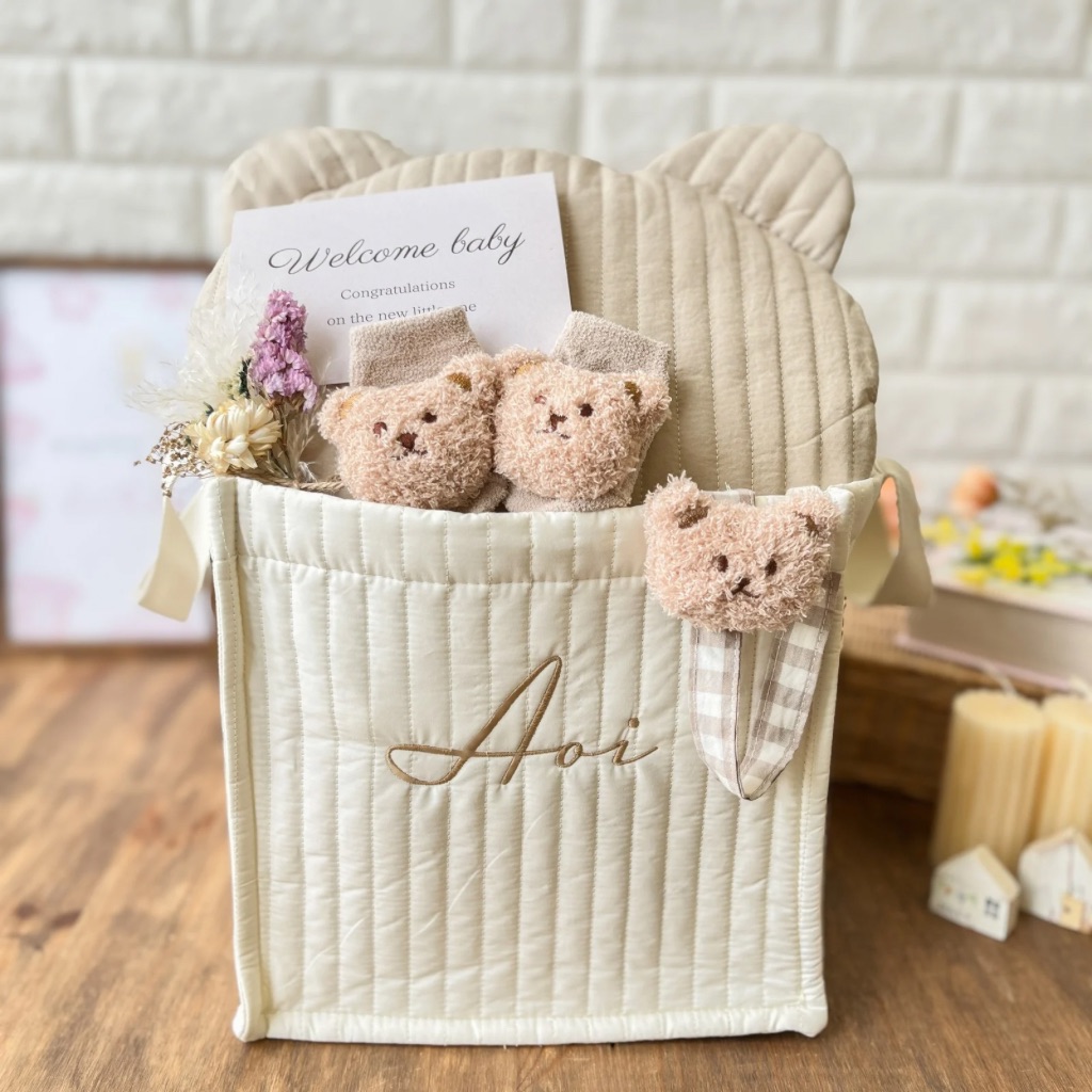 【名入れ刺繍】出産祝いキルティングくまセットBOX