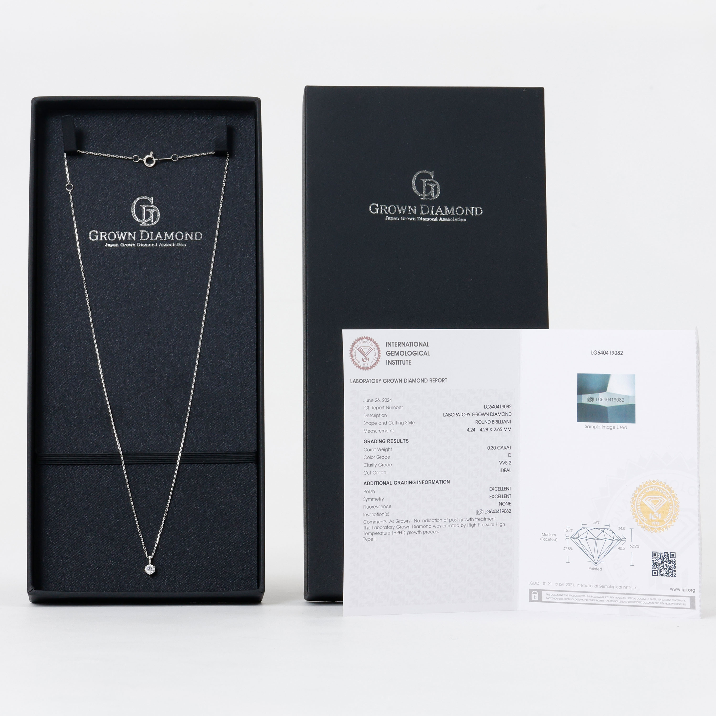 大切な人に贈る 名入れテディベア&ラボグロウンダイヤモンド 一粒ネックレス（0.3ct）