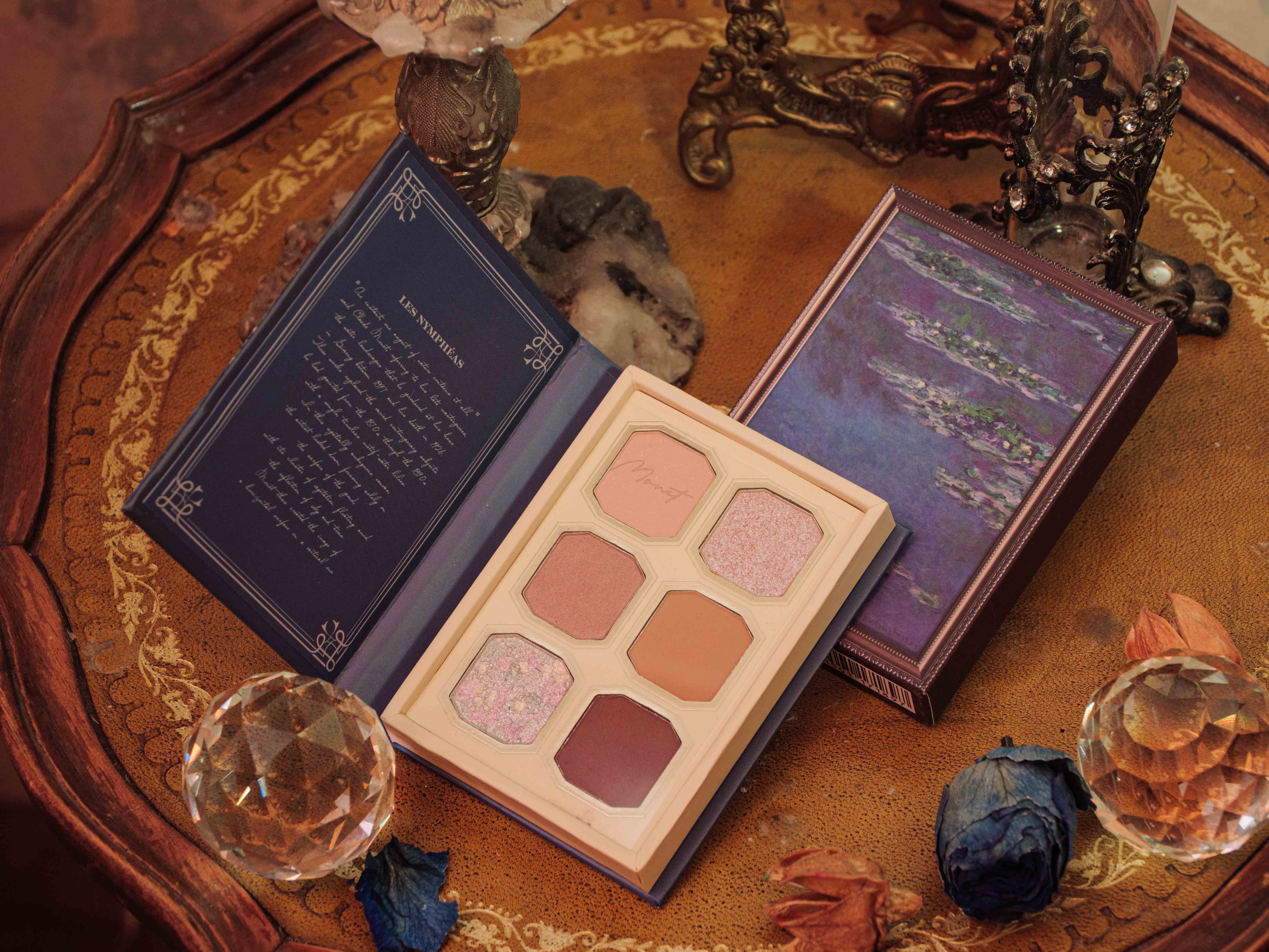 Xmas限定ボックス選択可能【お友達が色/香りを選べる】絵画フレグランス＆アイシャドウセット