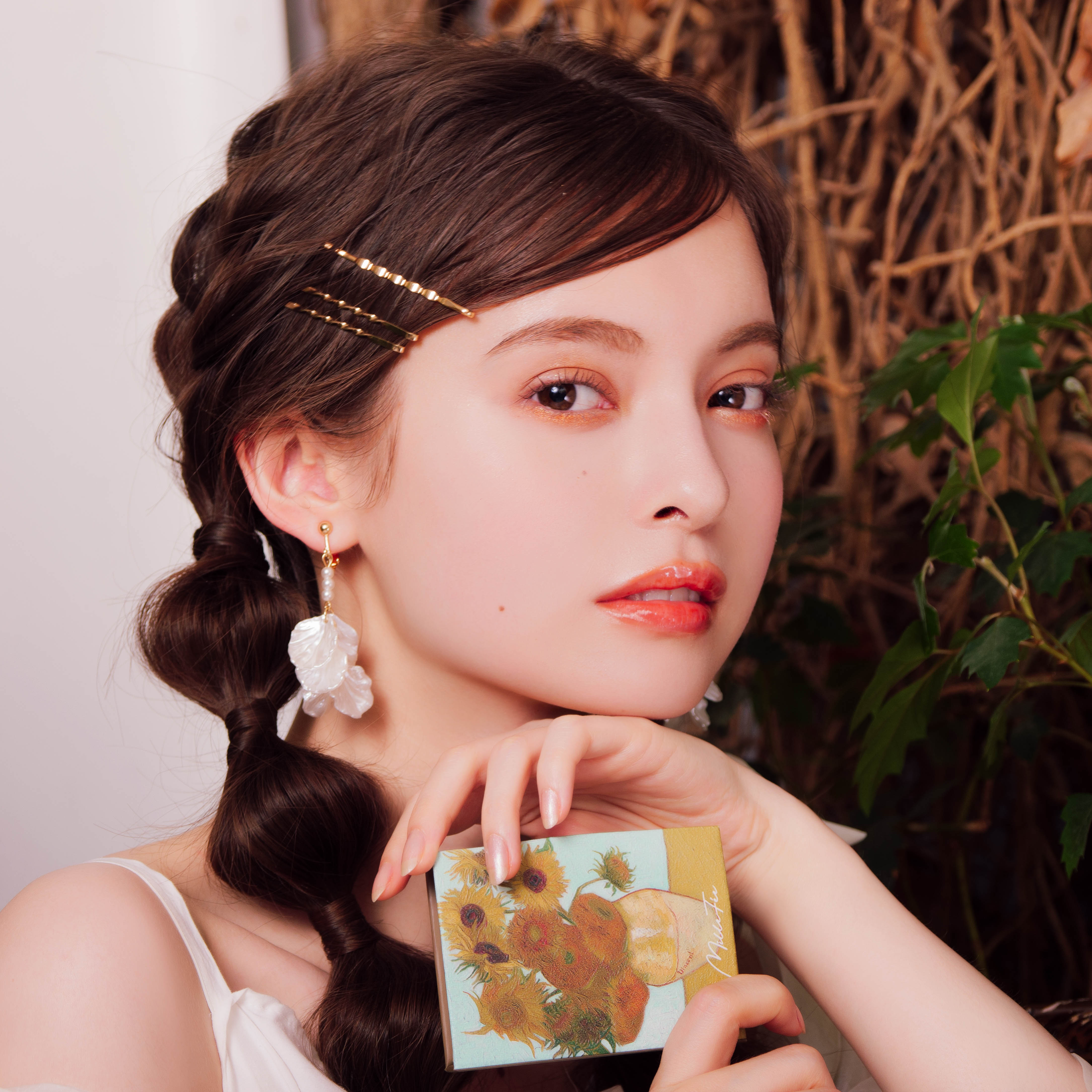 Xmas限定ボックス選択可能【お友達が色/香りを選べる】絵画フレグランス＆アイシャドウセット