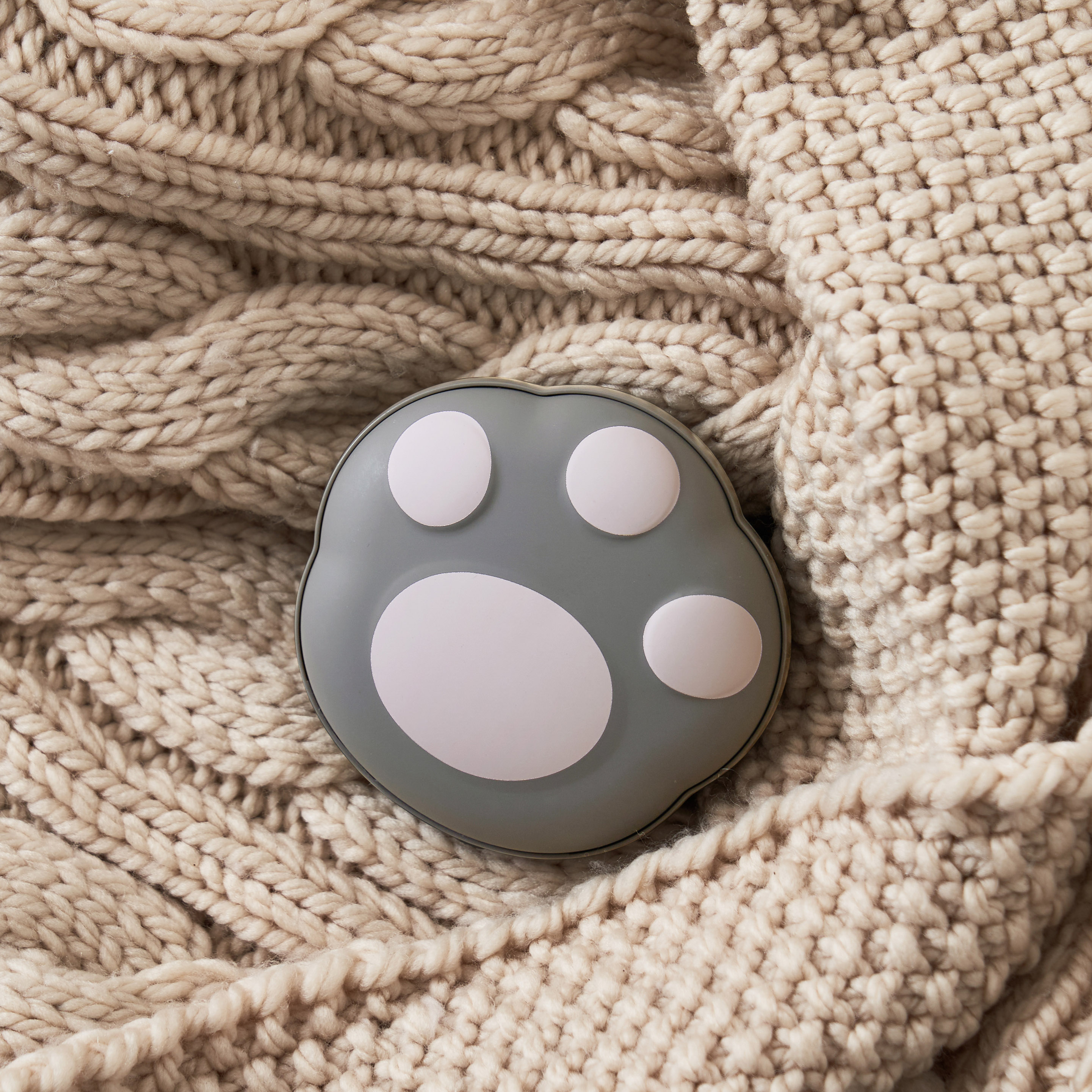 使い捨てないにゃカイロ モバイルバッテリー機能付