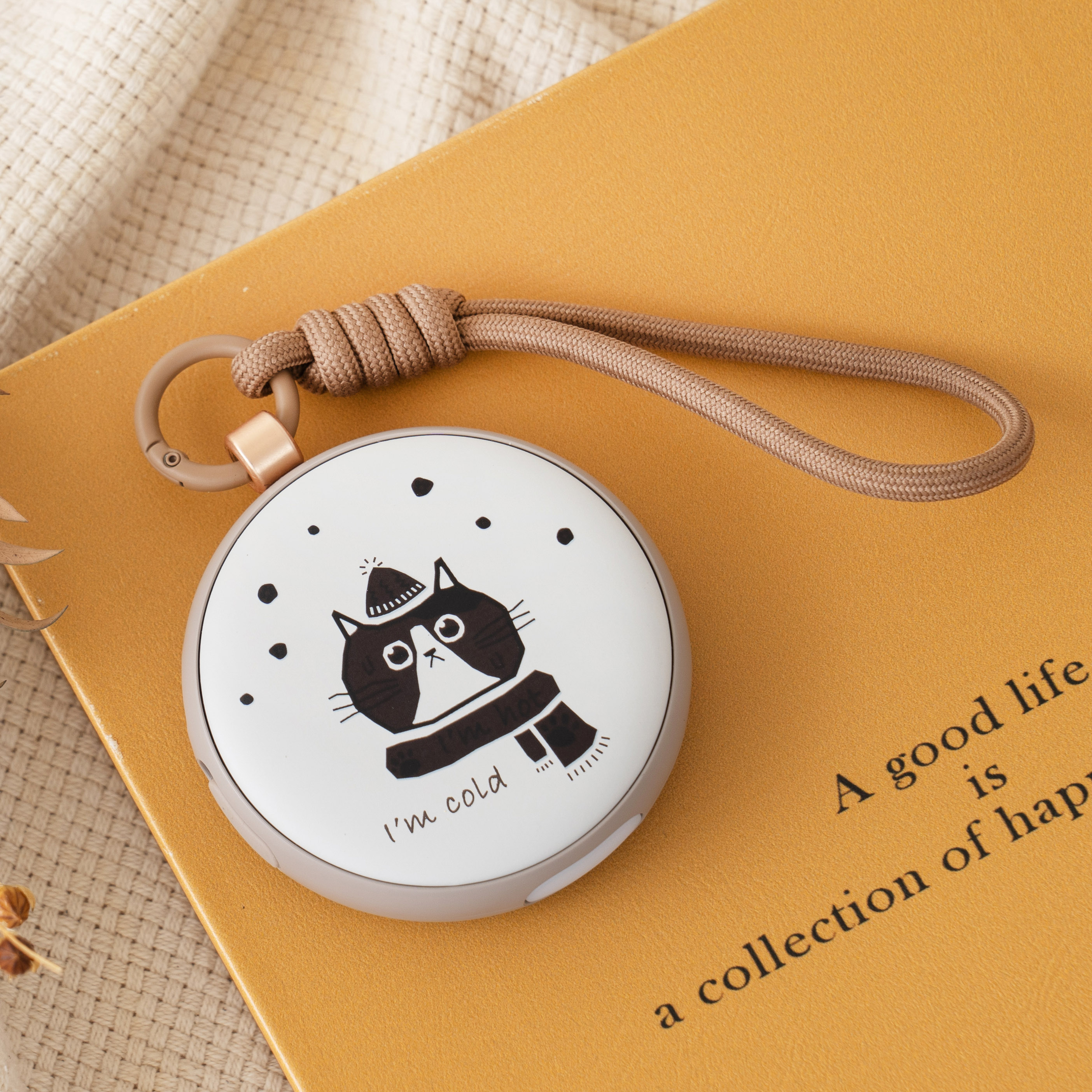 温度変化でデザインが変わる使い捨てないカイロLEDライト付