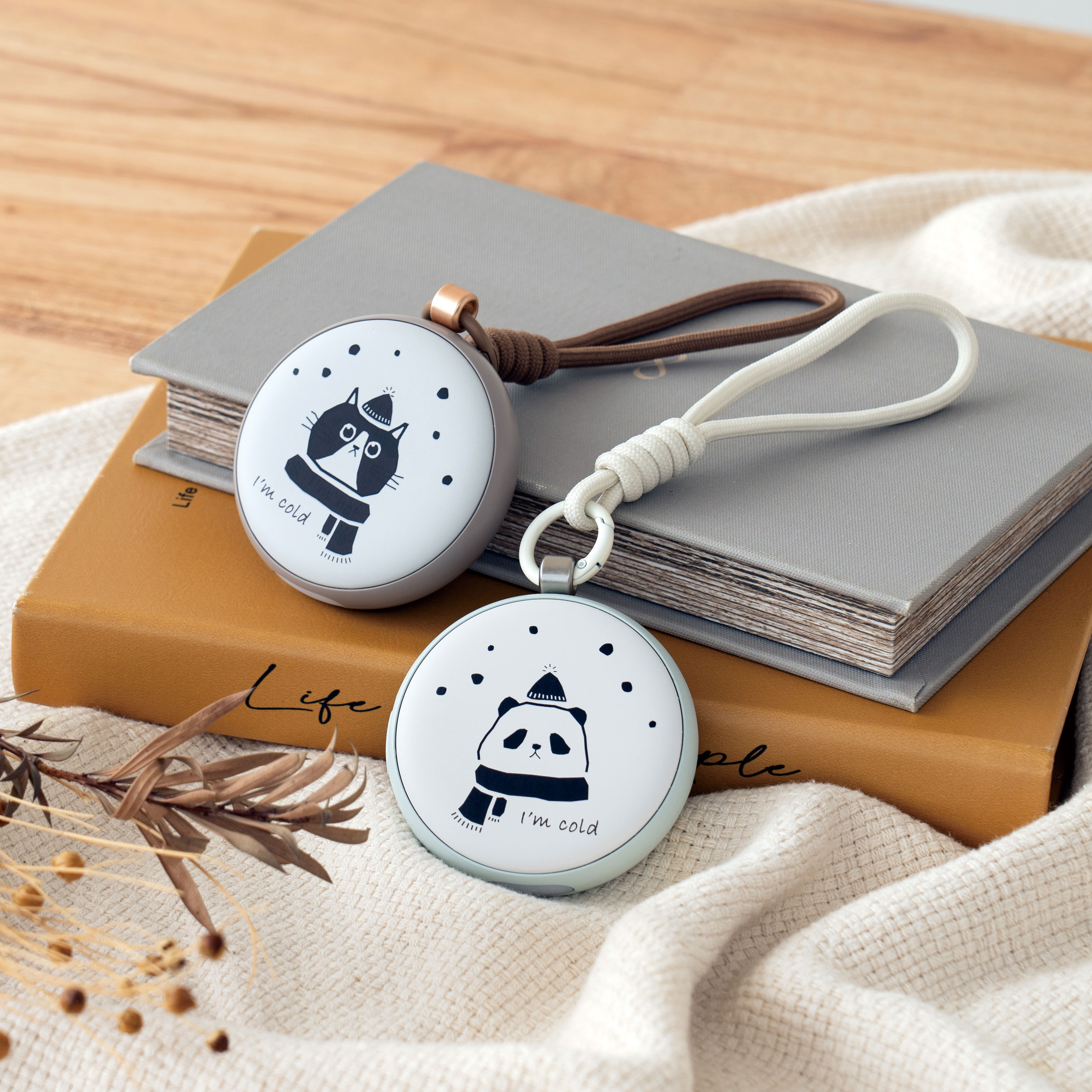 温度変化でデザインが変わる使い捨てないカイロLEDライト付 | Life on