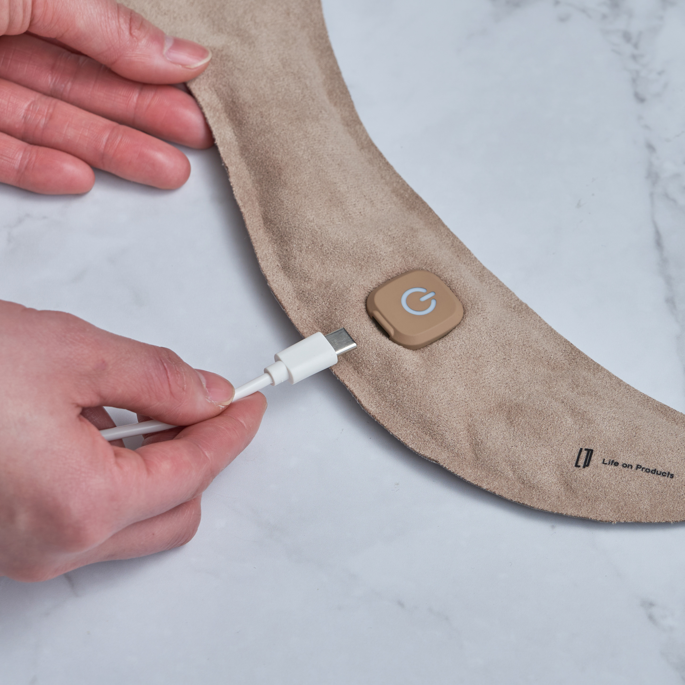 充電式ホットスカーフ