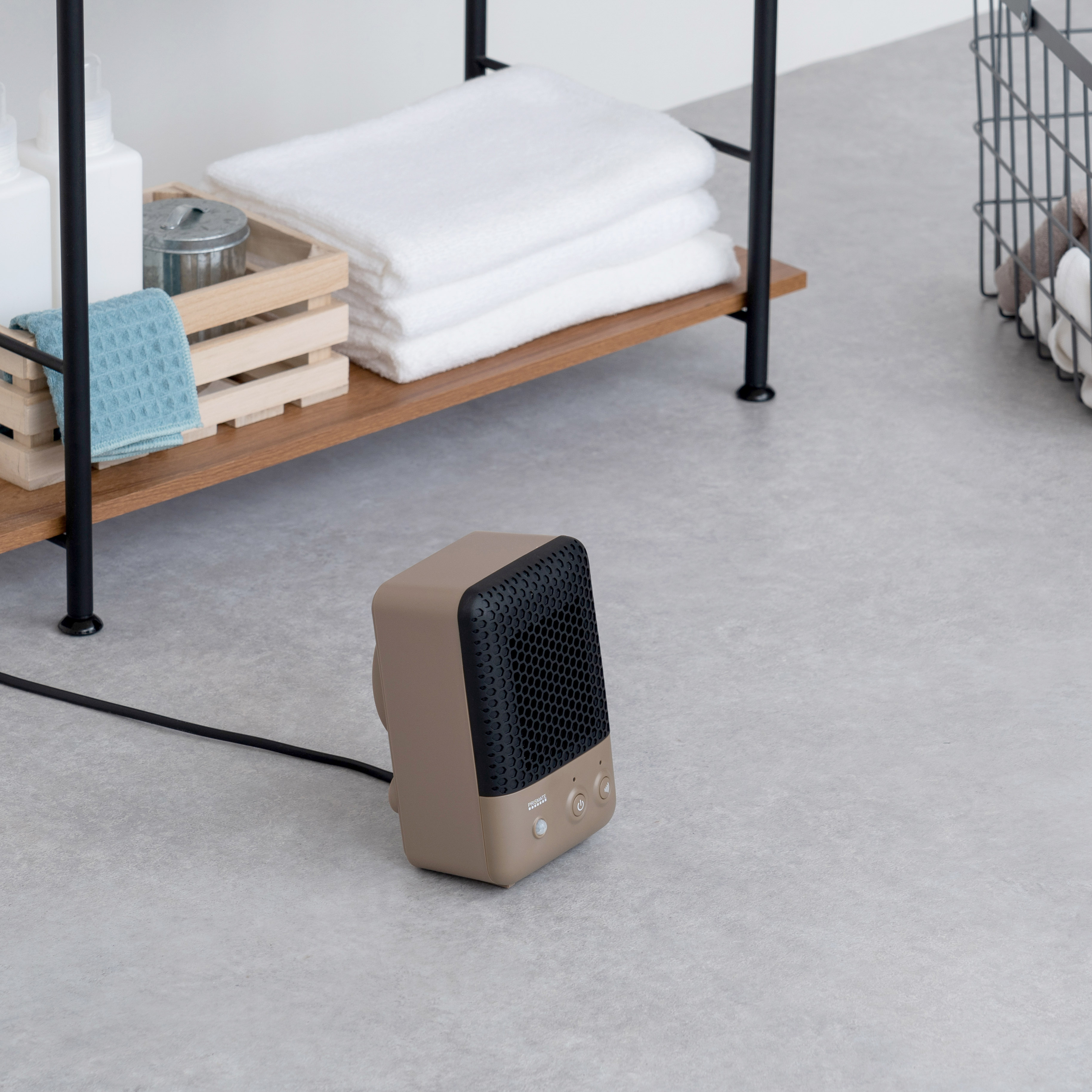 人感センサー付 セラミックファンヒーター