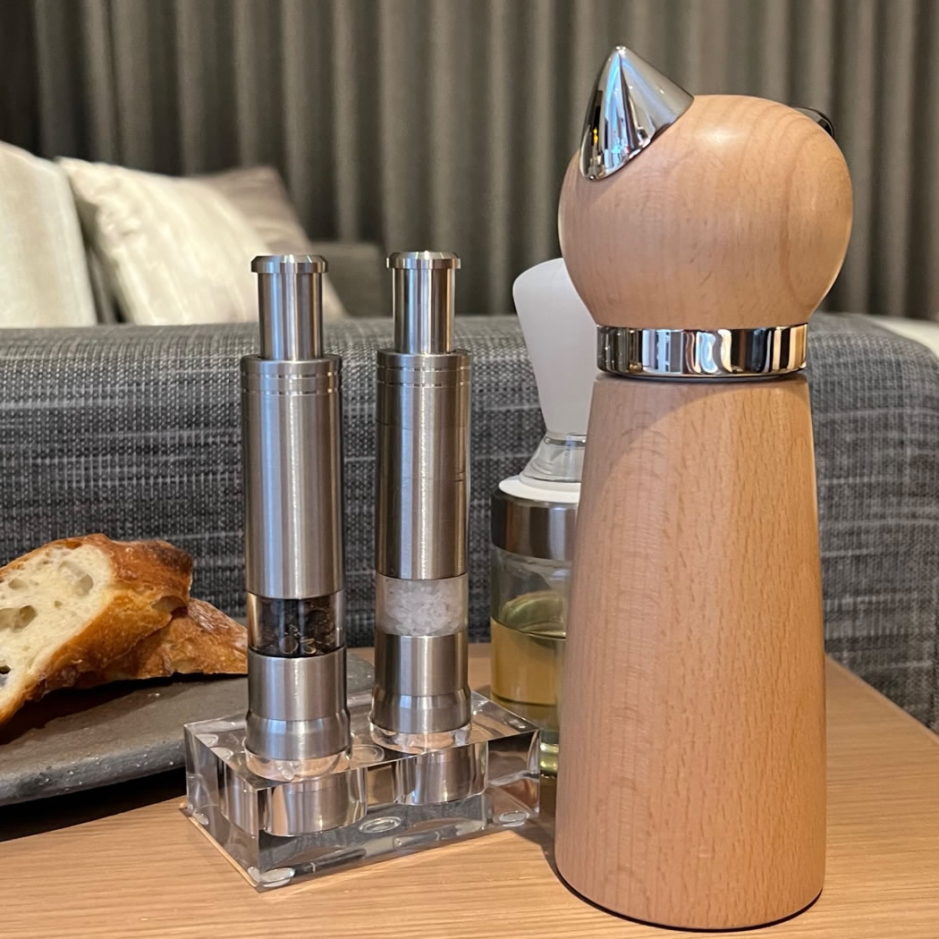 Woody Cat Spice Grinder ウッディキャットスパイスグラインダー