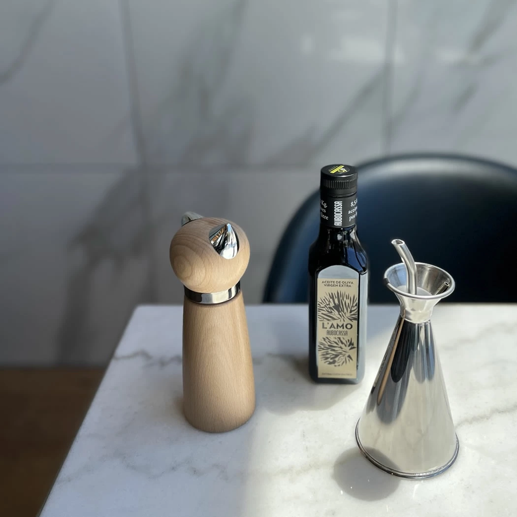 Woody Cat Spice Grinder ウッディキャットスパイスグラインダー