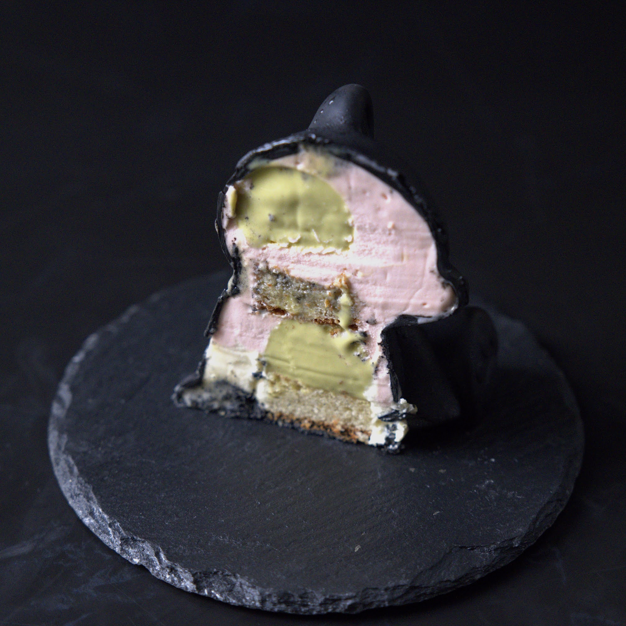 【期間限定】王冠ショートケーキ＆テディベアケーキ タワーセット：クリスマス2025