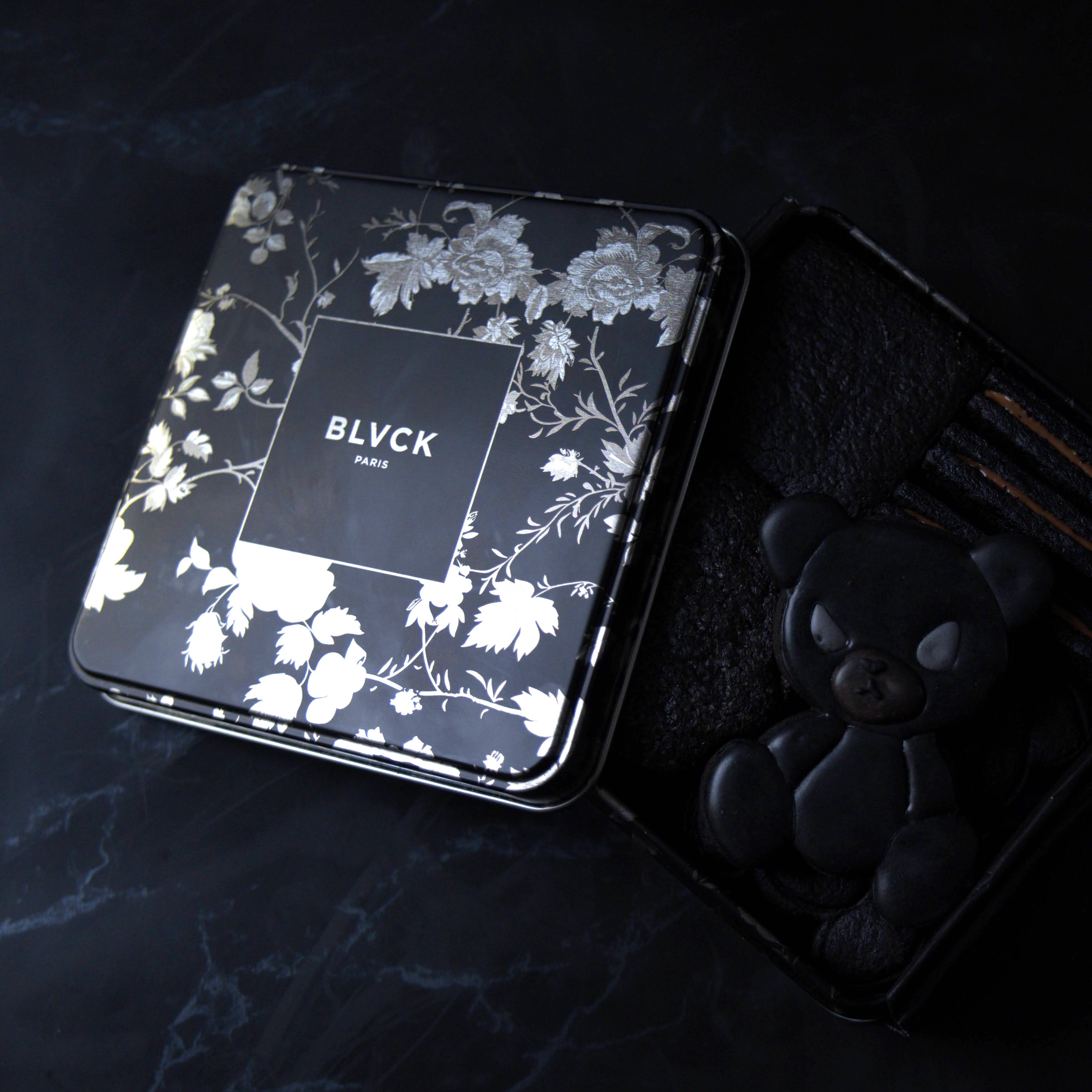 アイシングクッキー入りチョコレートクッキー缶 - ブラックパリオリジナル