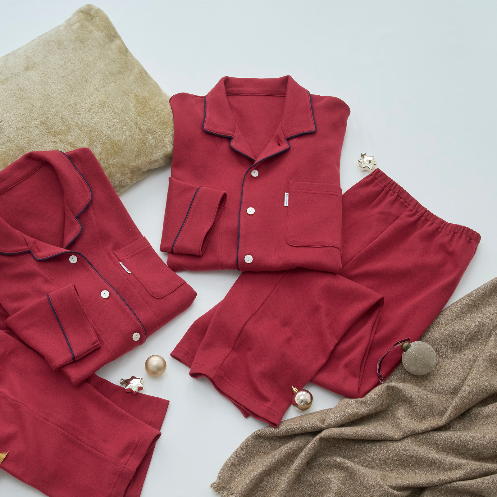 【睡眠科学】肌のここちよさを考えた やわらかあったか素材のメンズパジャマ