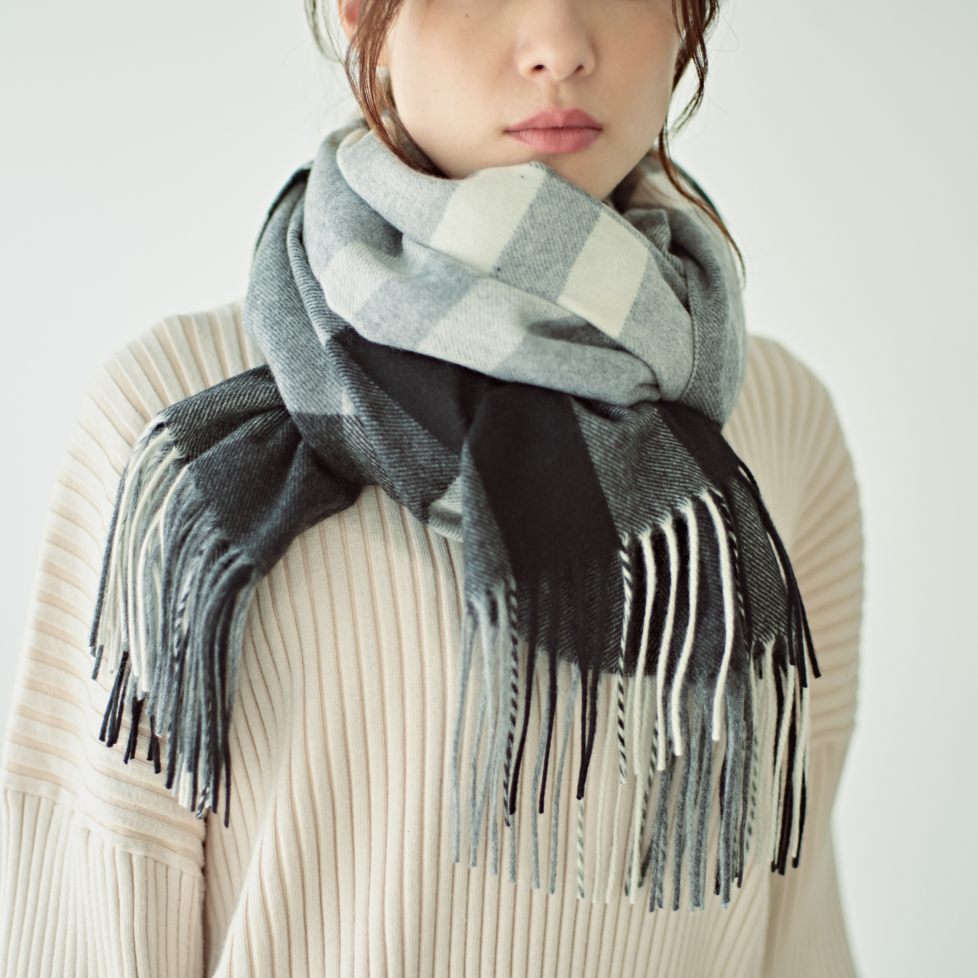 【刺繍名入れギフト】カシミヤ100% チェック柄 大判ストール