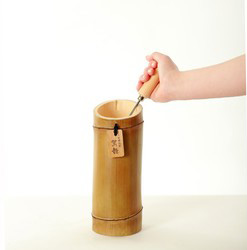 不思議な竹焼酎「篤姫」3合540ml 25°