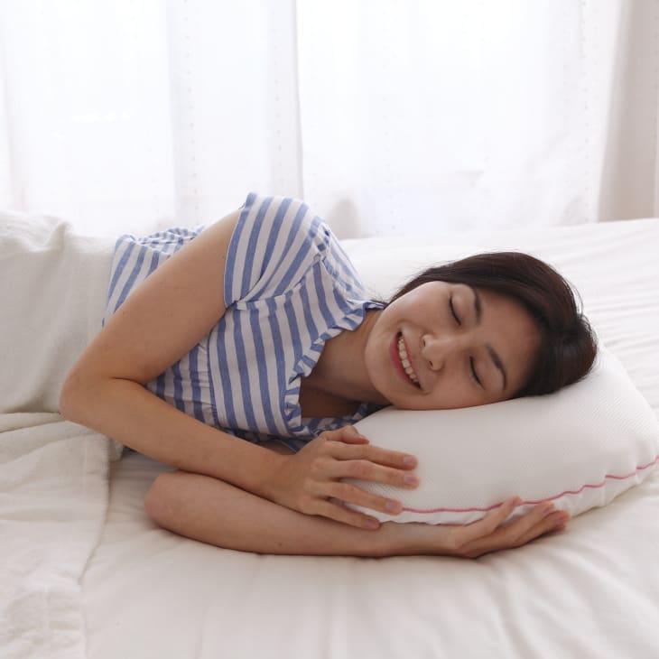 枕 ジムナストプラス 高さ低め 寝返りのしやすさにこだわった安眠枕 