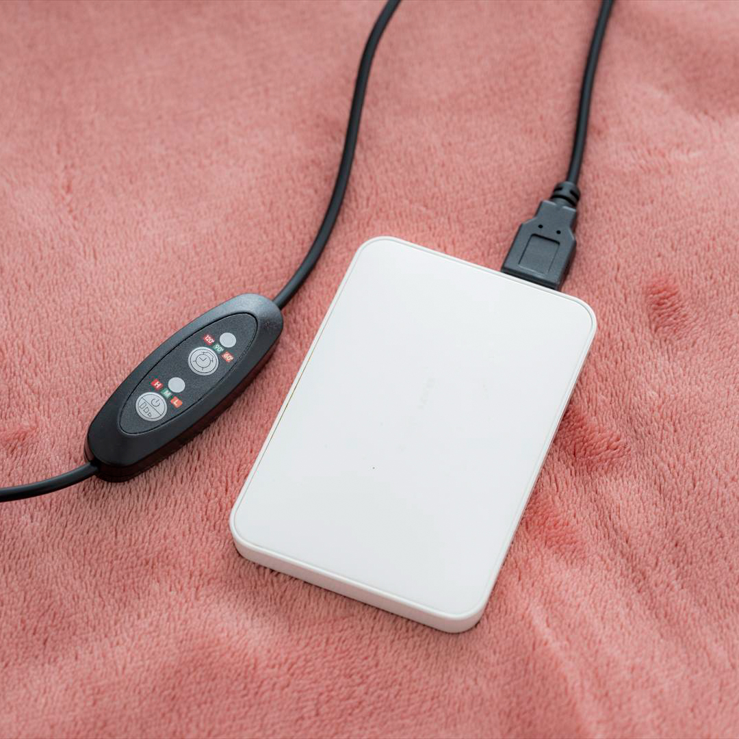 USBぽかぽかブランケット（ピンクorブラウン）