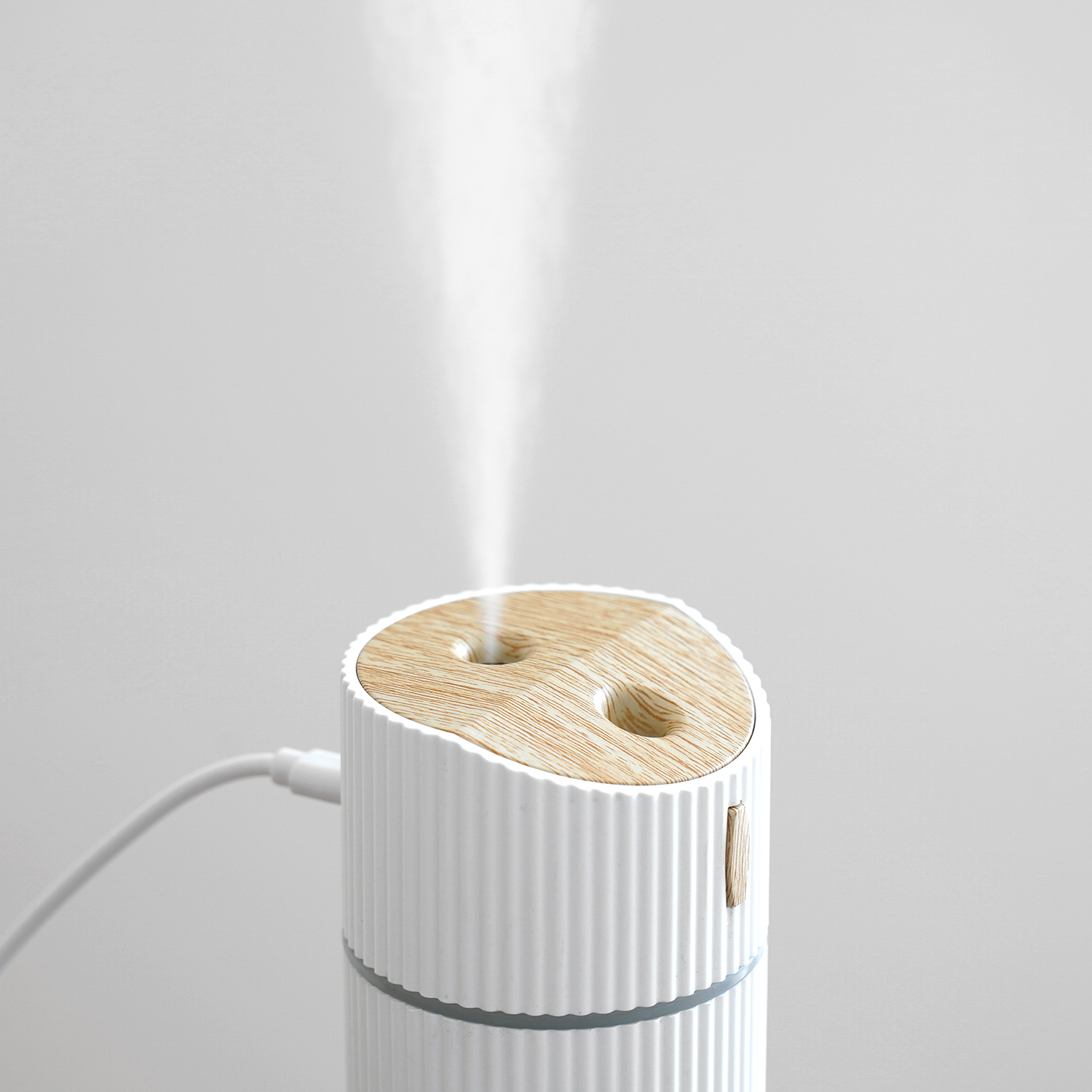 コンパクト加湿器パルテ