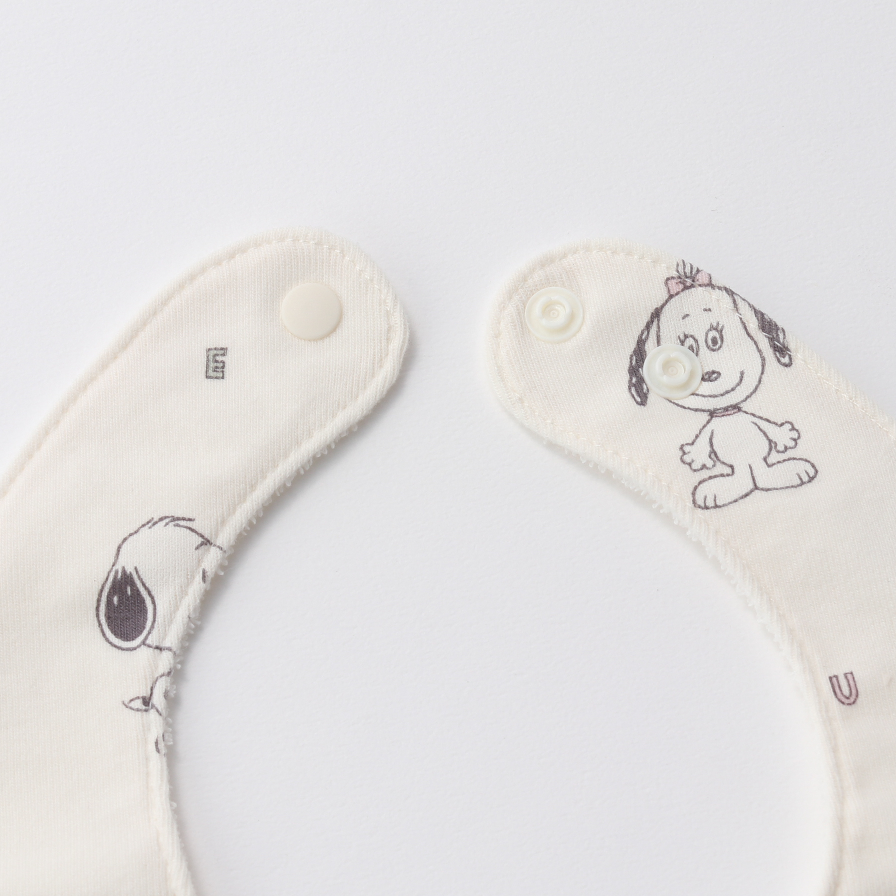 【BABY】【PEANUTS PUPPIES】トイボックス柄スタイ＆スヌーピーソックス
