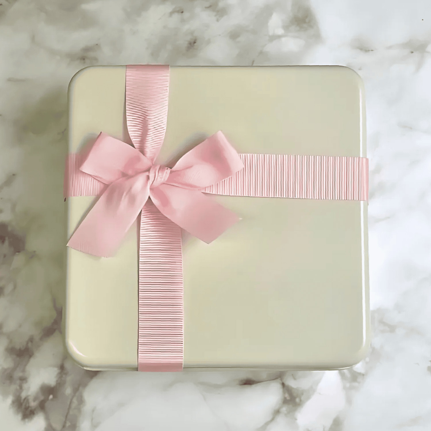 【名入れ・メッセージ入れ無料】Babyクッキー缶（女の子ver）カラフルで可愛いアイシングクッキー缶