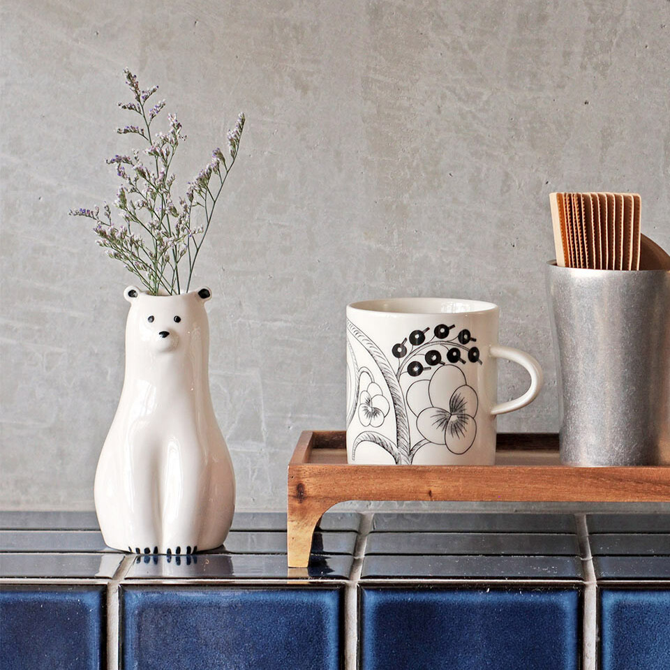 Sceneryvase(シナリーベース) 動物をモチーフにした磁器製のフラワー