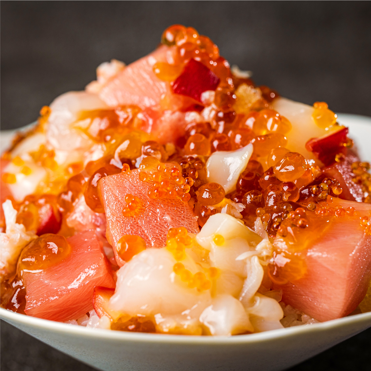 コトブキ海鮮丼 プラチナまぐろ大トロ