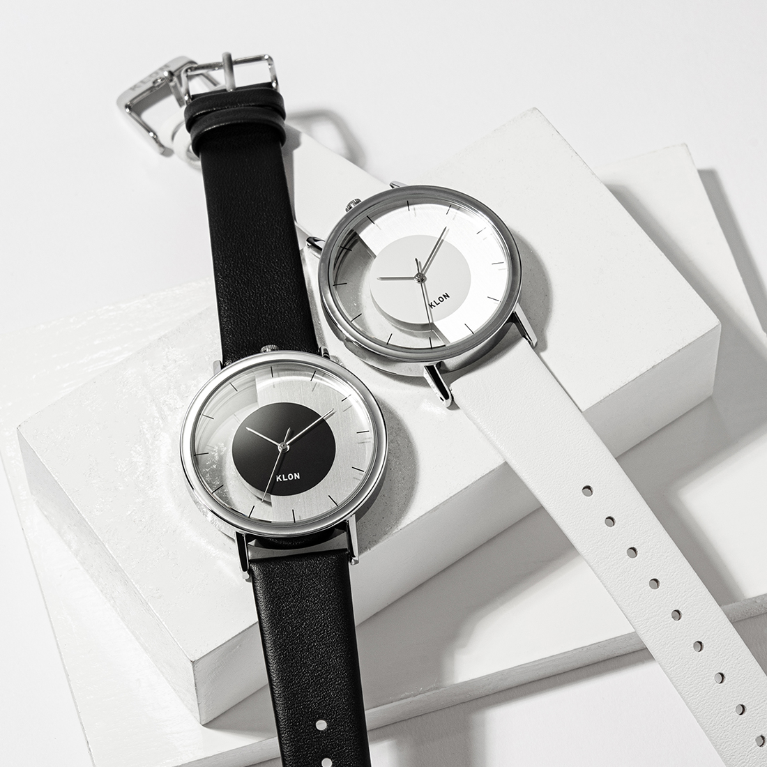 KLON INVISIBLE OVERLAPPING CIRCLE SHAPES 38mm