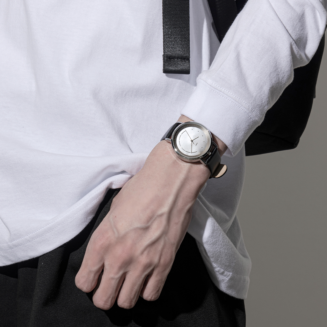 【“縁”を描くペアウォッチ】KLON SLIM SOLAR STYLE tentosen -SILVER MESH-