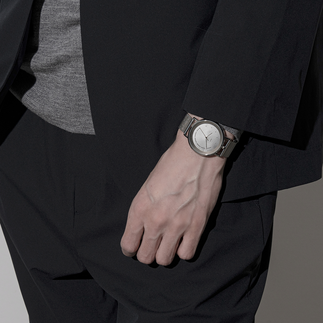 【“縁”を描くペアウォッチ】KLON SLIM SOLAR STYLE tentosen -SILVER MESH-