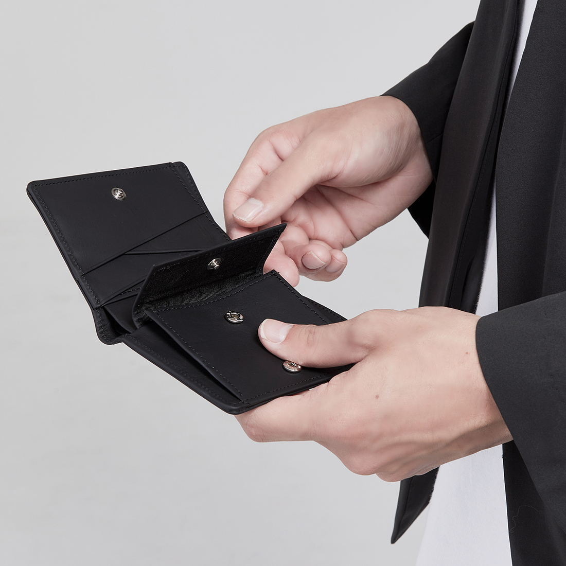 KLON SMOOTH LEATHER WALLET