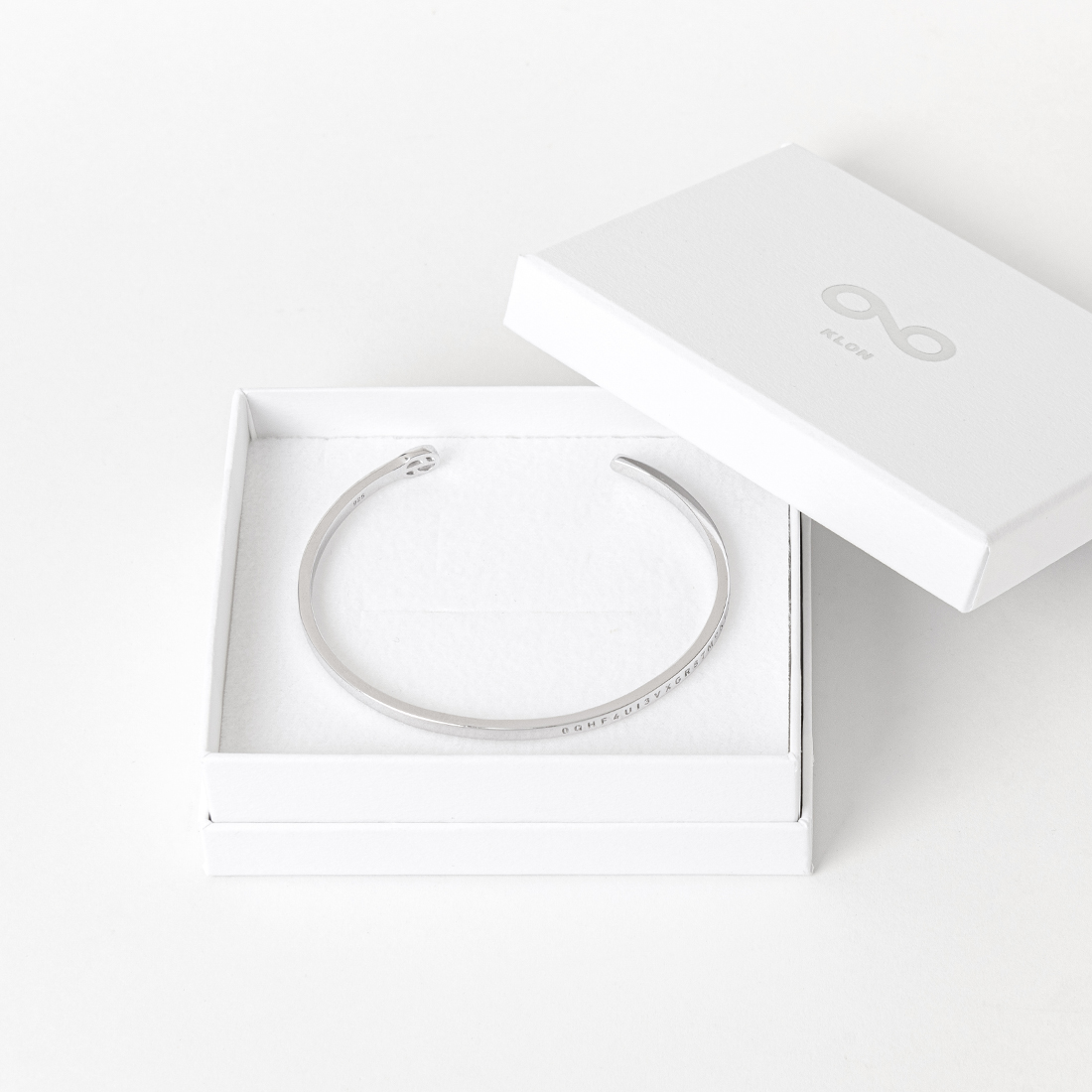 【ユニセックス】KLON BANGLE SERIAL 96 SILVER