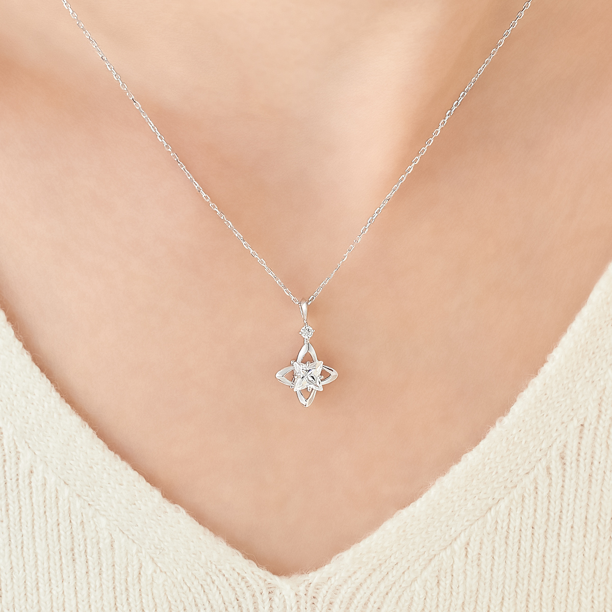 【Winter Limited】 シルバー スター ネックレス