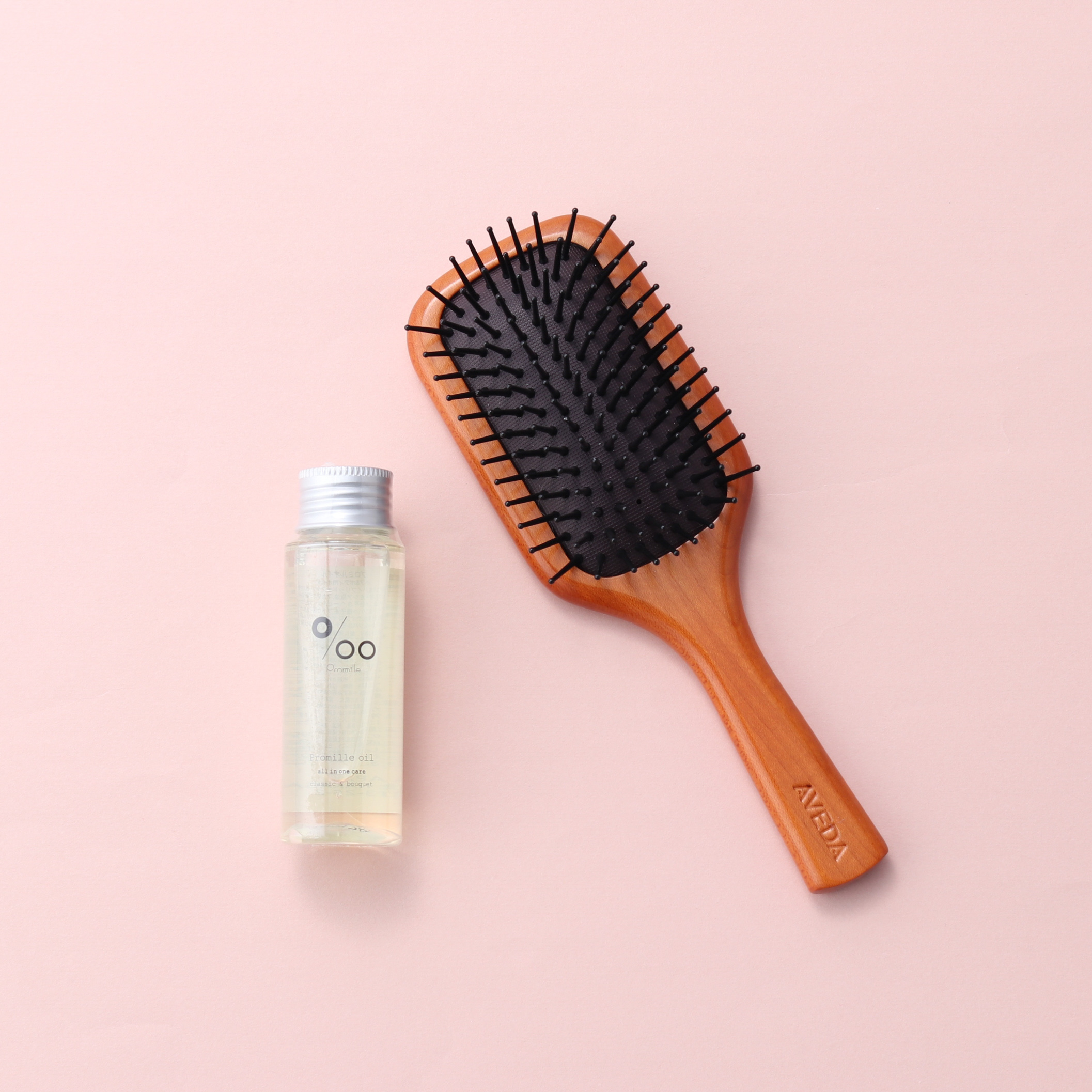 【名入れ&デザイン】アヴェダパドルブラシミニ&ヘアオイルセット