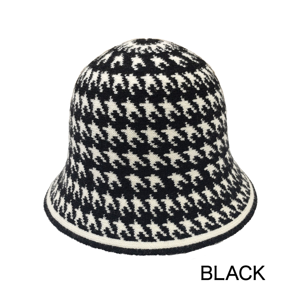 上品に映える 千鳥格子柄サーモハット