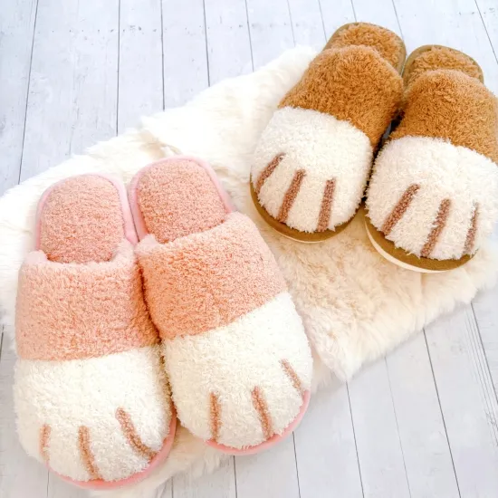 ネコ足スリッパ＆しっぽソックスセット