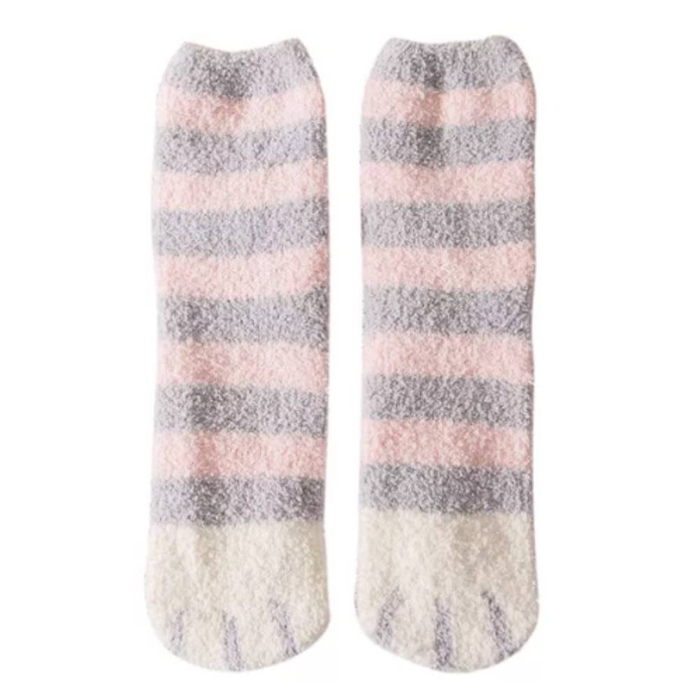 Xmasチャーム付き　もふもふネコ足靴下