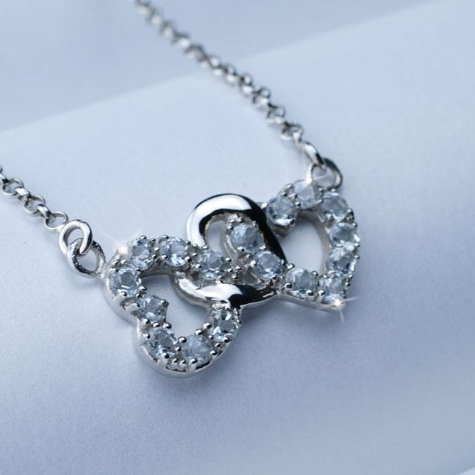 【Clementia】アクアマリンスリーハートネックレス