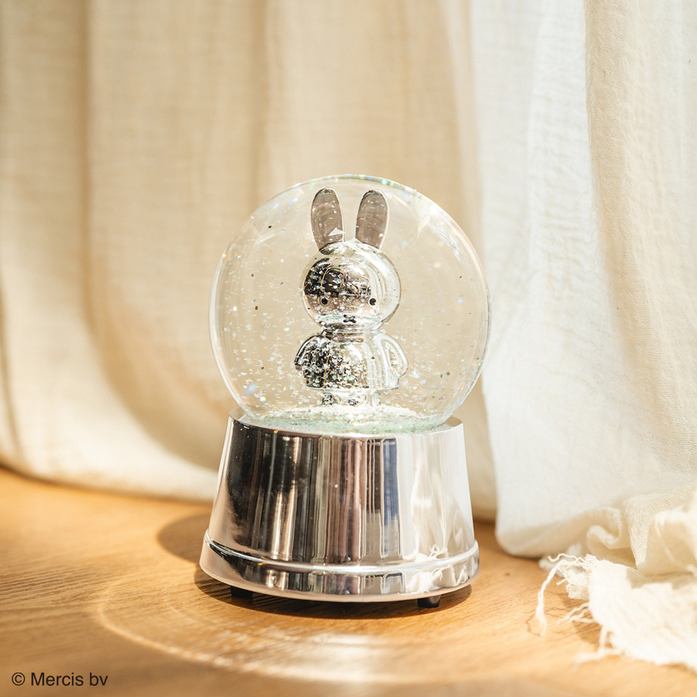 Miffy Snow Glove（スノードーム）