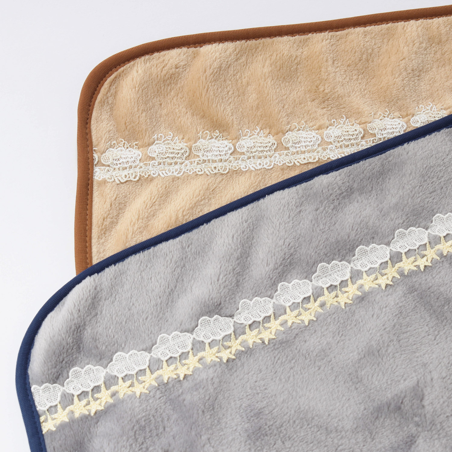 巾着ポーチ付きブランケット