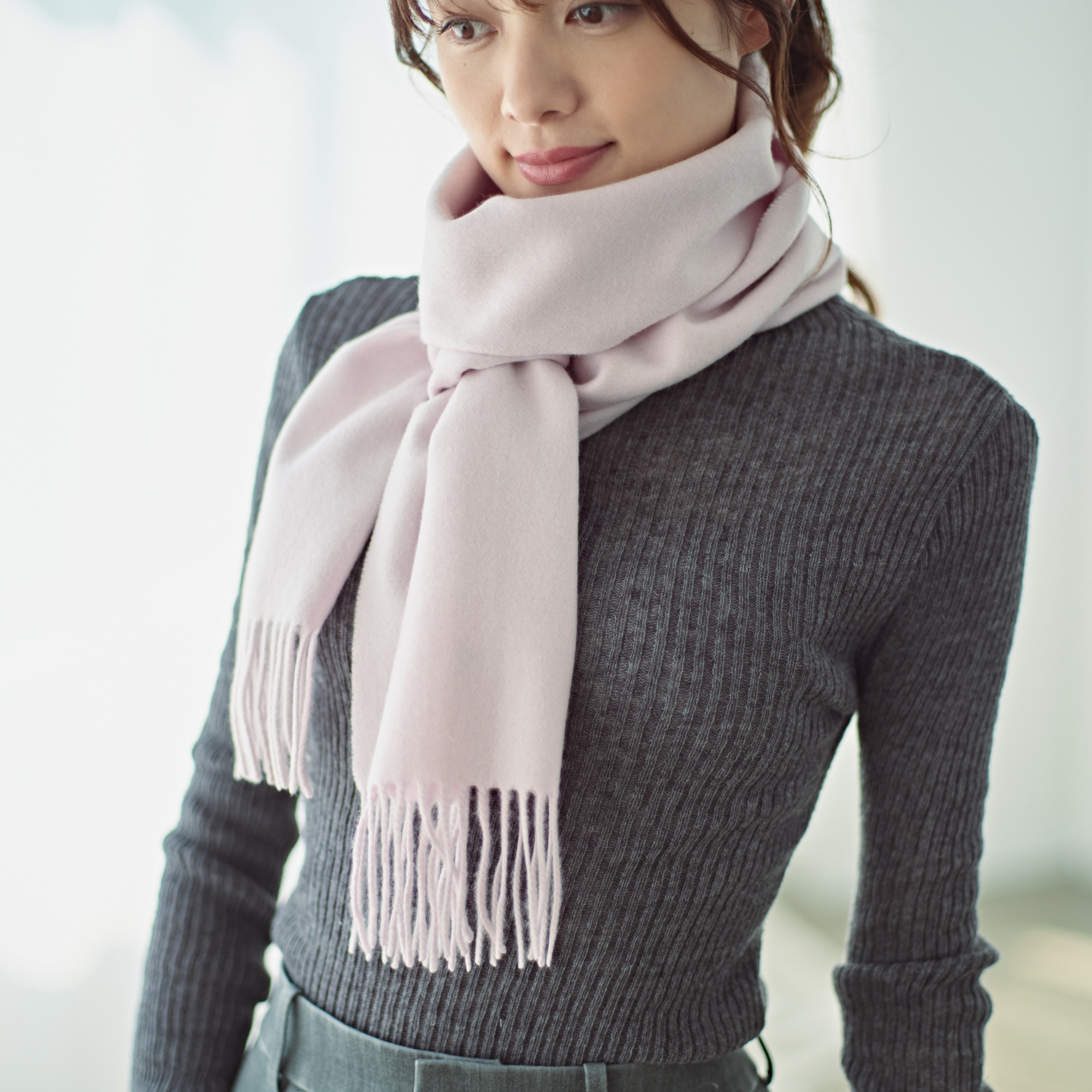 贅沢なバスタイムに！バスボム9個セット・カシミヤ100%マフラーセット