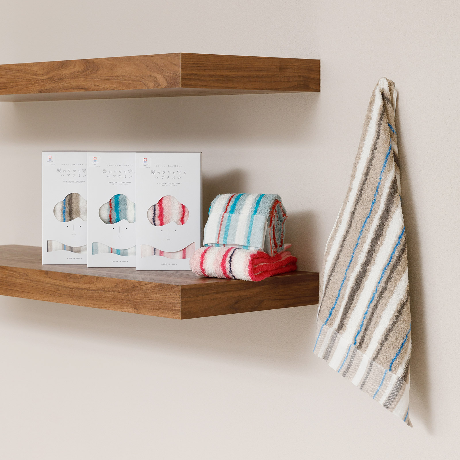 アミィ　髪のツヤを守るヘアタオル