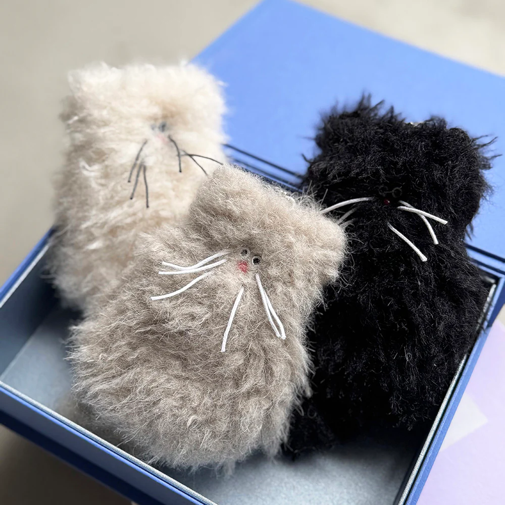 もふもふ猫チャームとスカルプブラシのセット