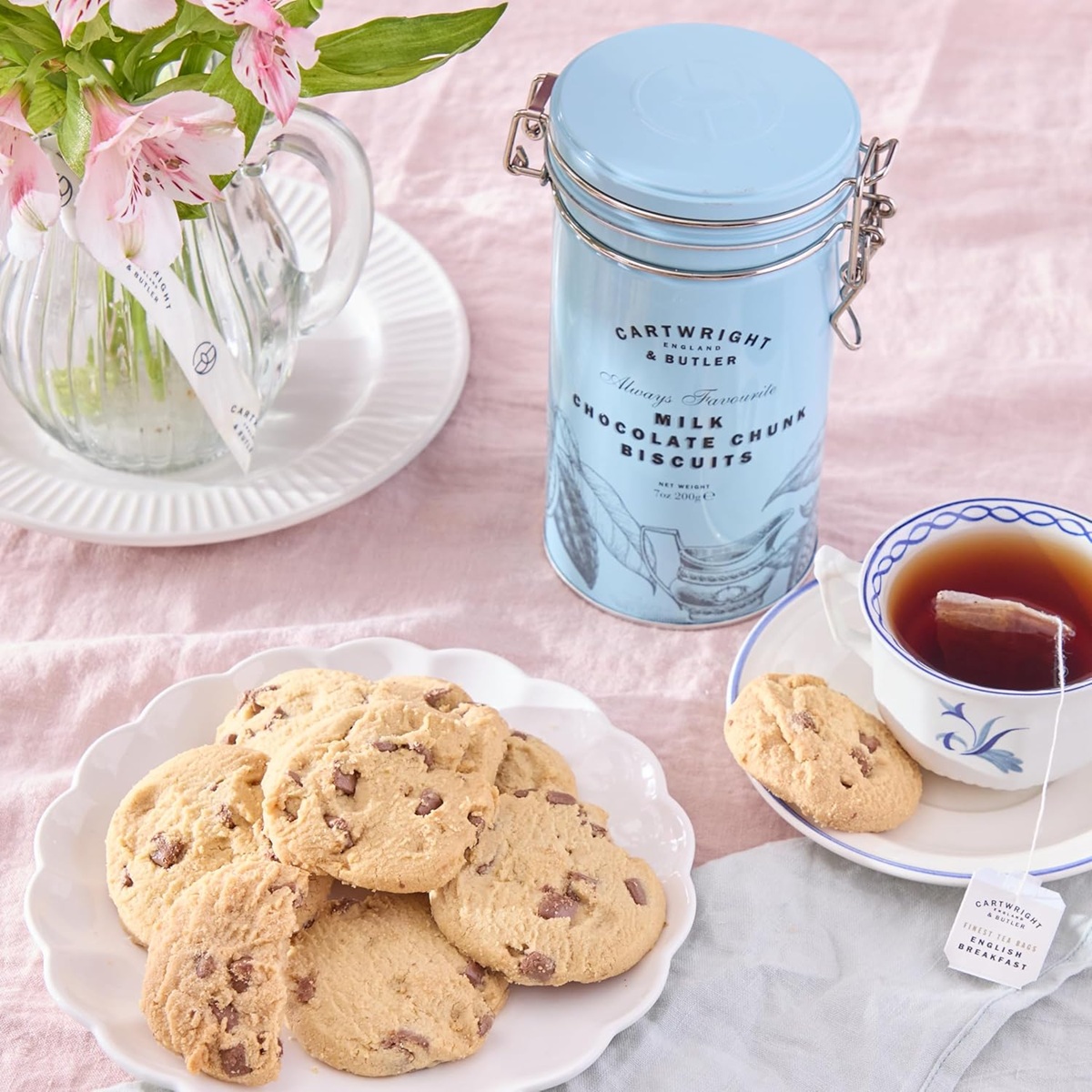 ミルクチョコレートチャンクビスケット