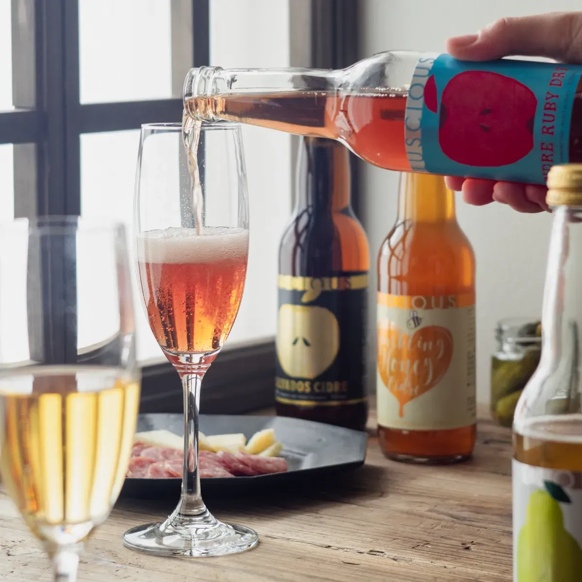 【ビール好きへ贈る】きらめくビアグラスとお酒カタログギフト