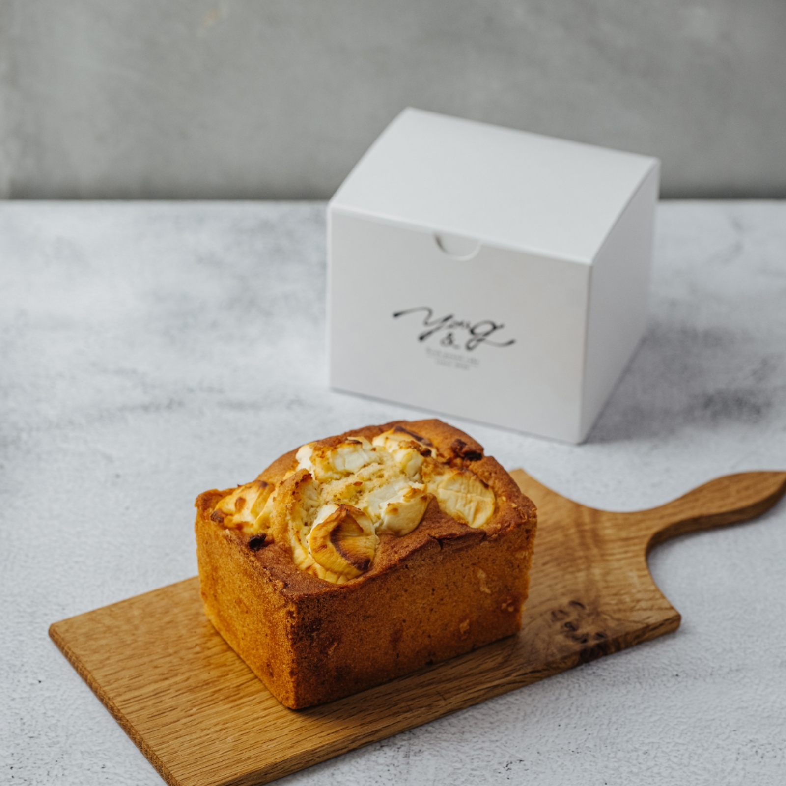 大人な70％カカオチョコと4種ナッツのパウンド | パウンドケーキ専門