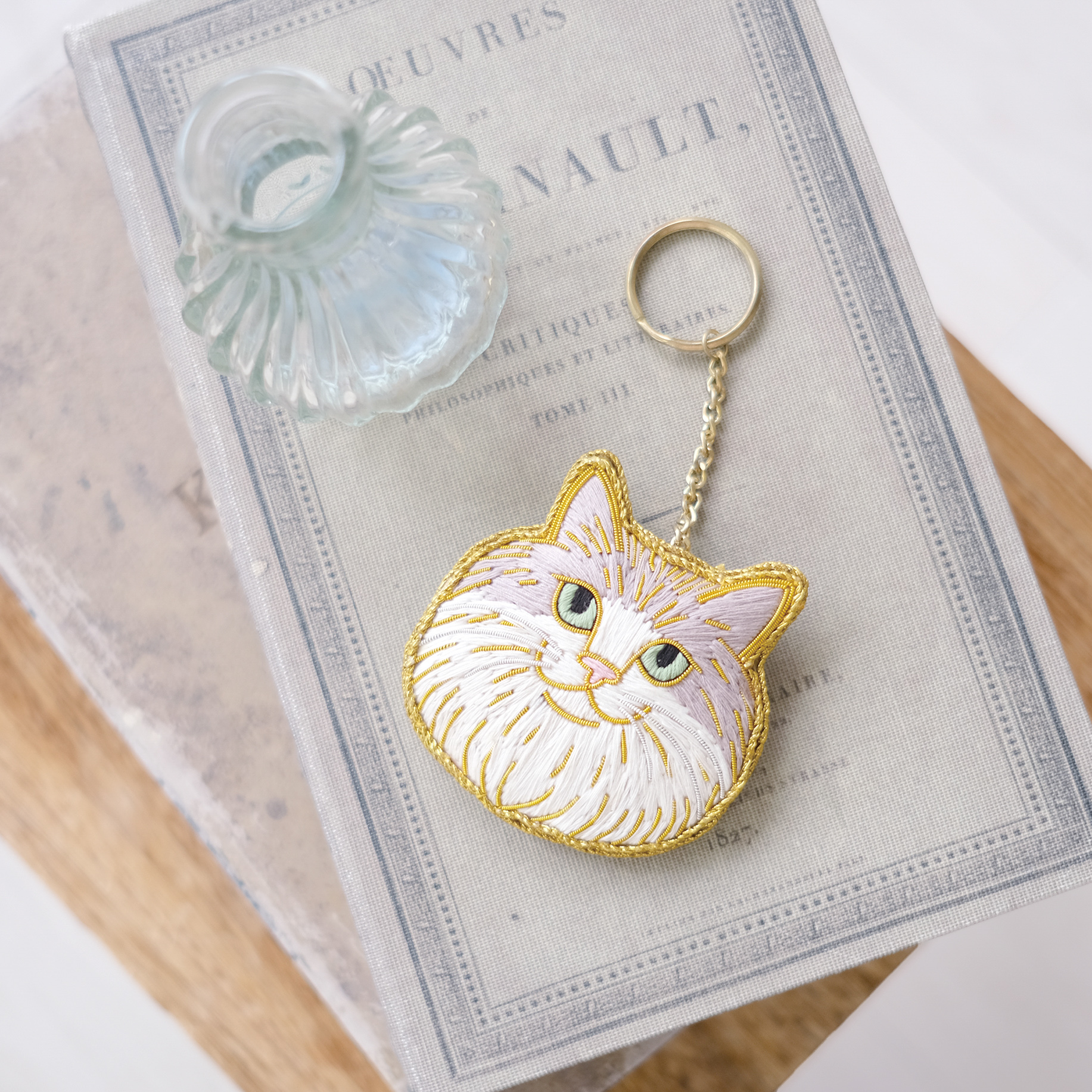 ニャトリエ 刺繍キーホルダー