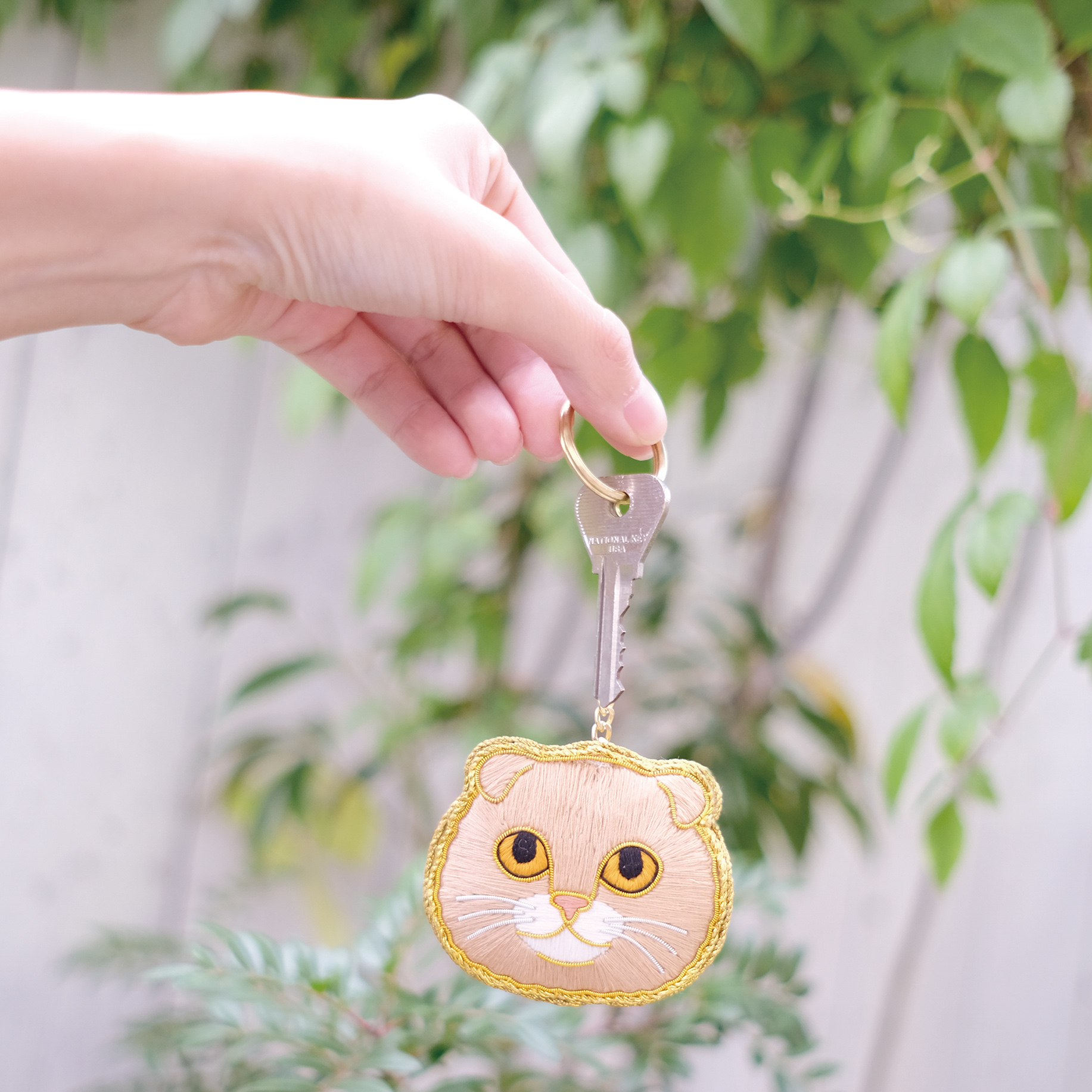 ニャトリエ 刺繍キーホルダー