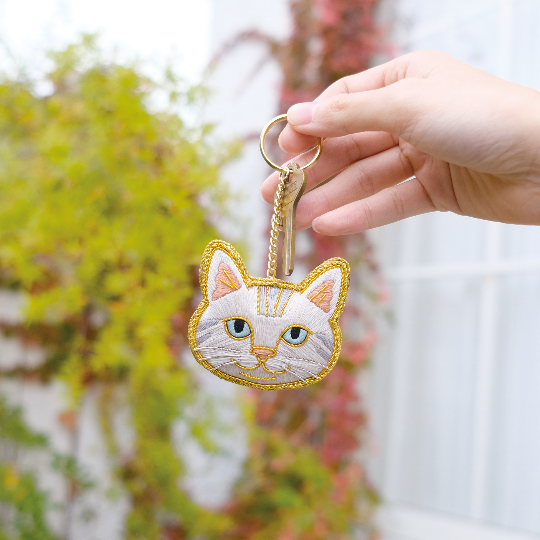 ニャトリエ 刺繍キーホルダー